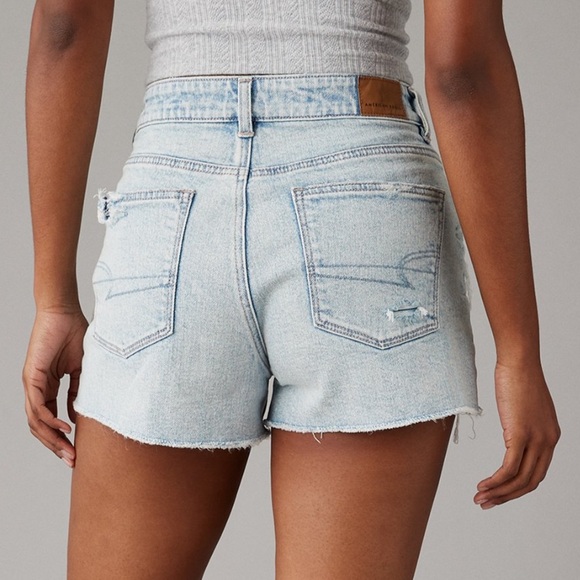 American Eagle AE Strigid Denim Mom Jean Shorts Crossover Waist 12 / 31 - Picture 2 of 15